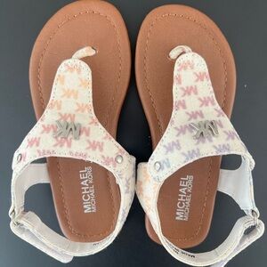 Toddler Girl White/Rainbow Logo Michael Kors Sandals, size 9
*NEVER WORN*
